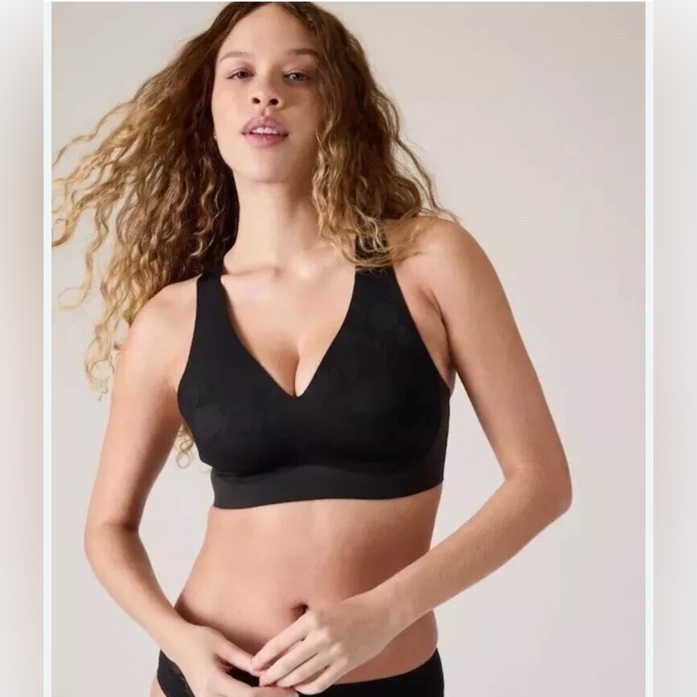 Athleta Ritual Lace Plunge Bra Size L